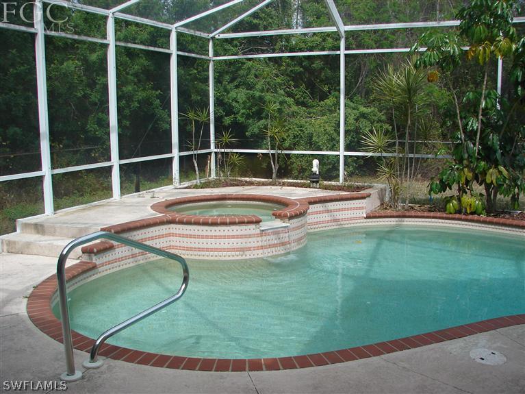 18375 Tulip Road Fort Myers, FL 33967 - Photo 13 of 16 Gallery Image 13