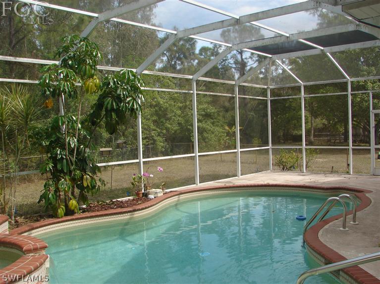 18375 Tulip Road Fort Myers, FL 33967 - Photo 14 of 16 Gallery Image 14