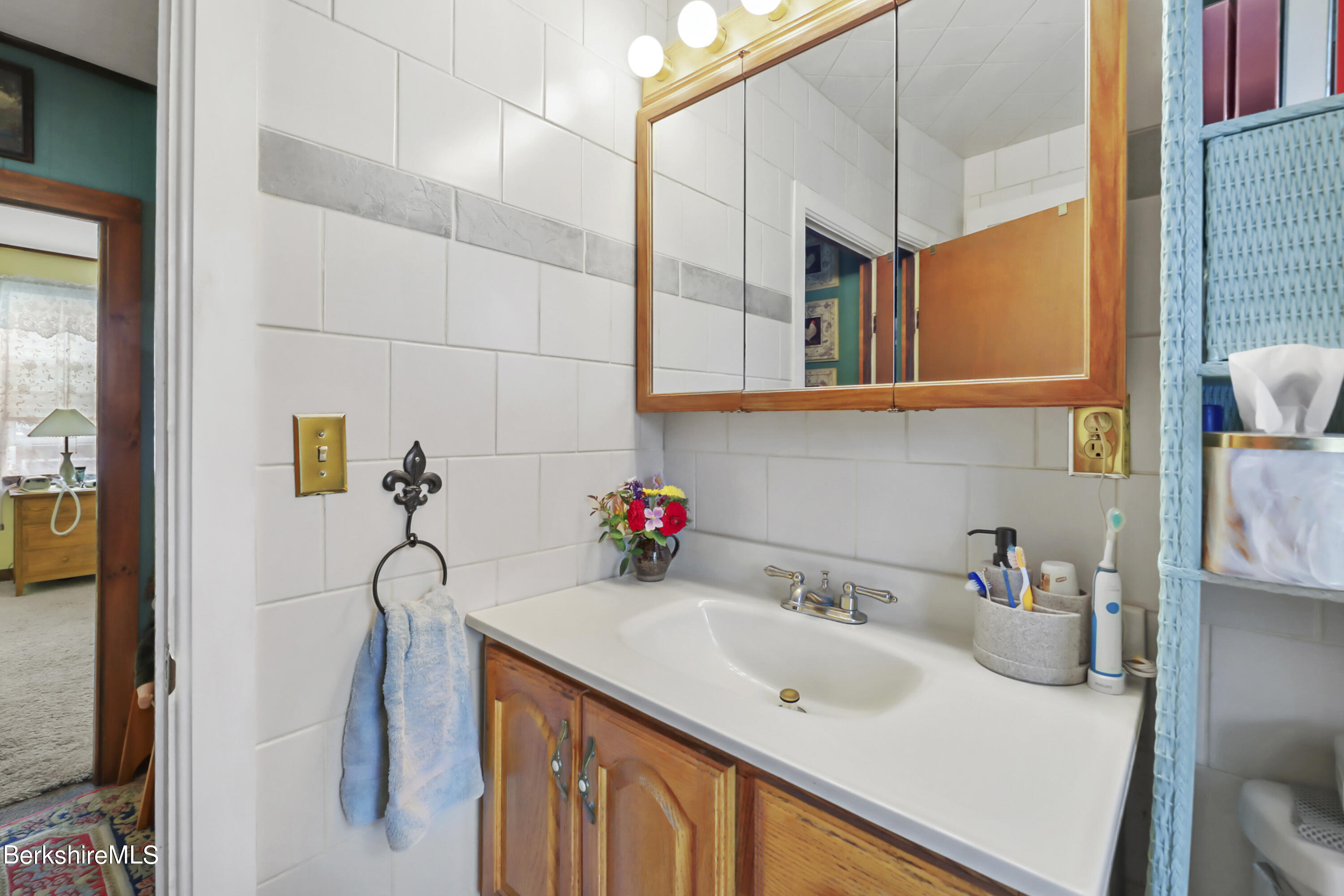 1553 North Main Road Otis, MA 01253 - Photo 38 of 40 40-Second Floor Bathroom Two