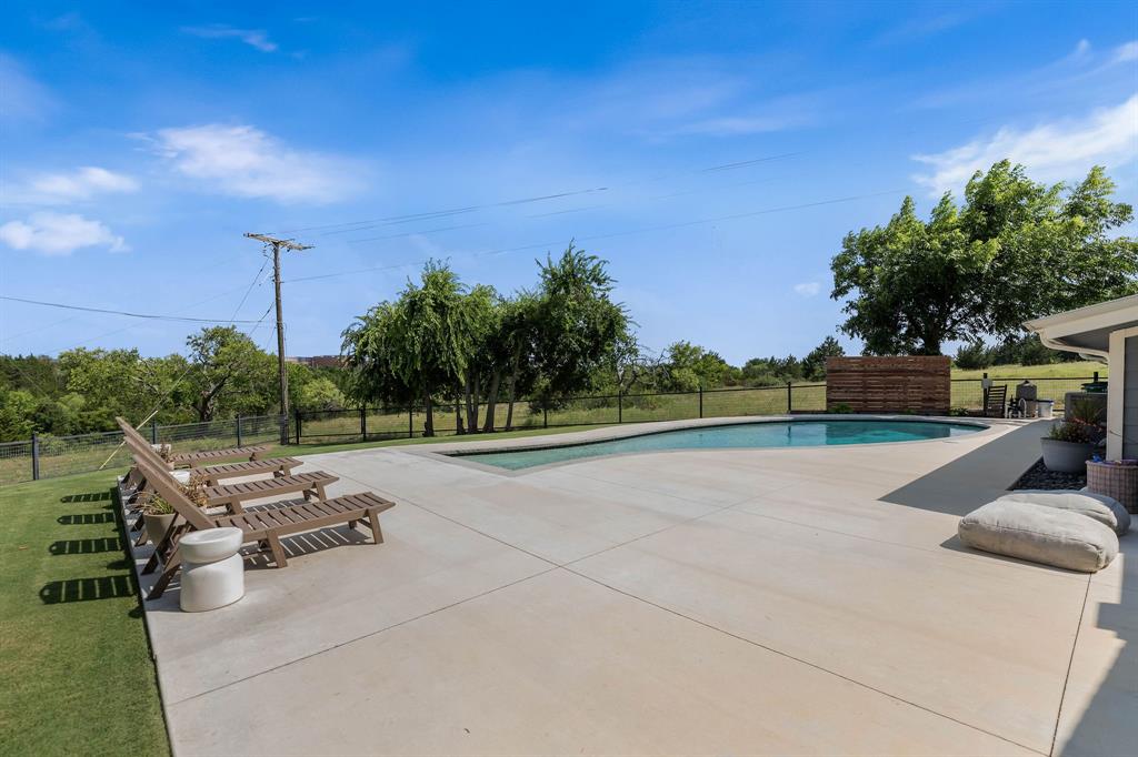1613 South Cliff Street Decatur, TX 76234 - Photo 29 of 40