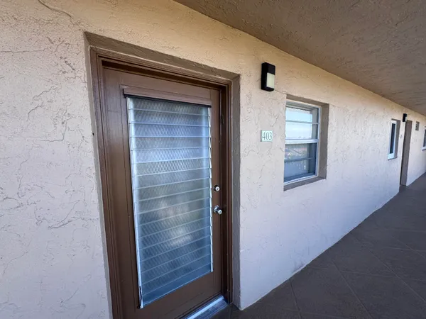 $1,800 | 300 Northeast 26th Avenue, Unit 4030, Boynton Beach, FL 33435