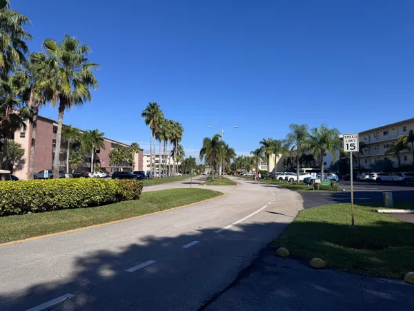 $1,800 | 300 Northeast 26th Avenue, Unit 4030, Boynton Beach, FL 33435