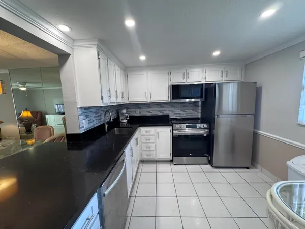 $1,800 | 300 Northeast 26th Avenue, Unit 4030, Boynton Beach, FL 33435