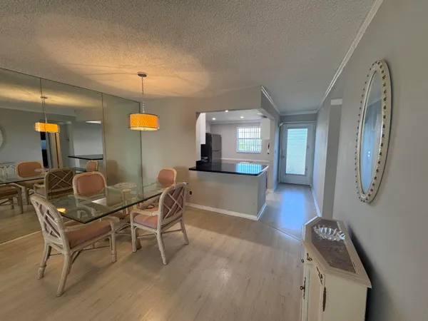 $1,800 | 300 Northeast 26th Avenue, Unit 4030, Boynton Beach, FL 33435