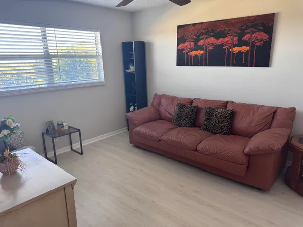 $1,800 | 300 Northeast 26th Avenue, Unit 4030, Boynton Beach, FL 33435