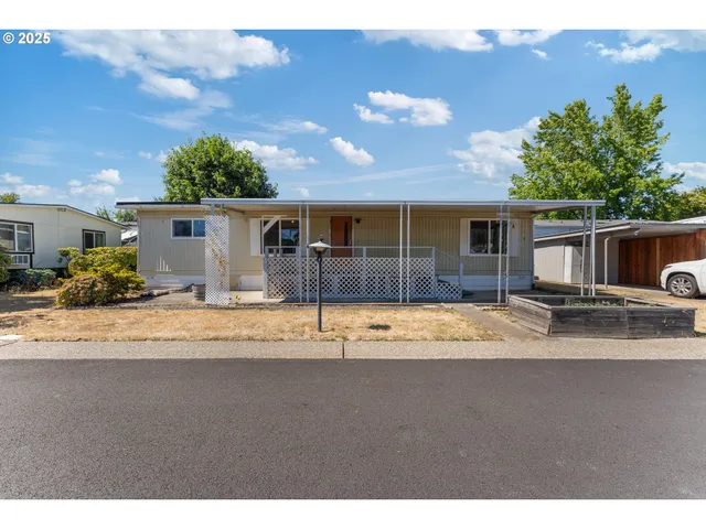 $69,999 | 2681 Southeast River Road, Unit 8, Hillsboro, OR 97123