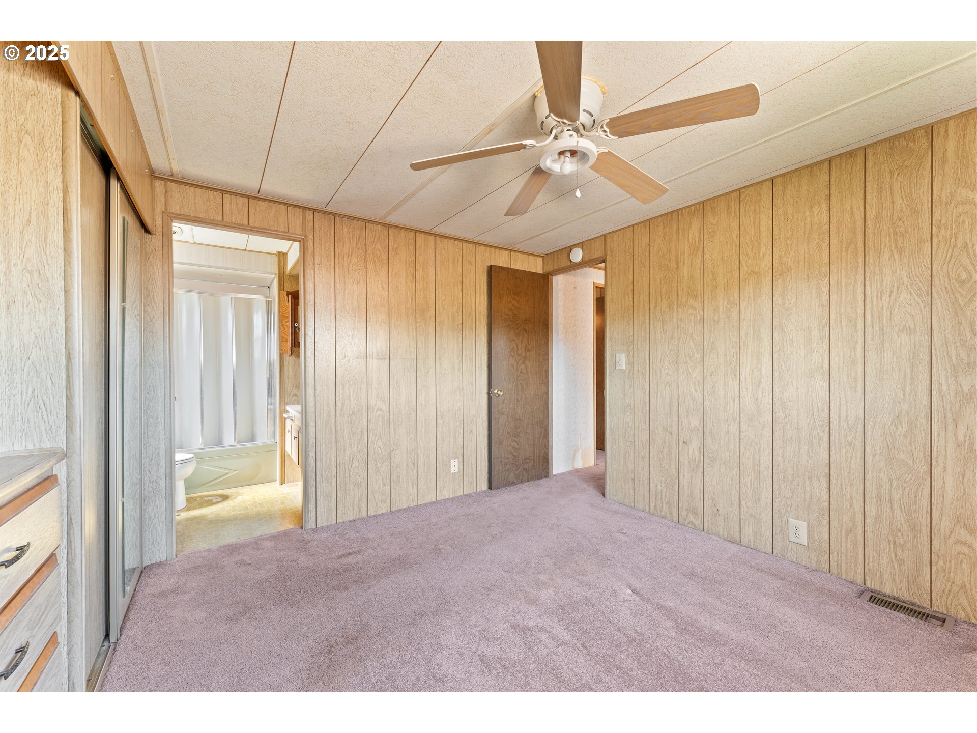 2681 Southeast River Road, Unit 8 Hillsboro, OR 97123 - Photo 22 of 29