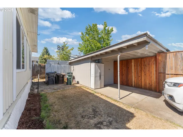 $69,999 | 2681 Southeast River Road, Unit 8, Hillsboro, OR 97123