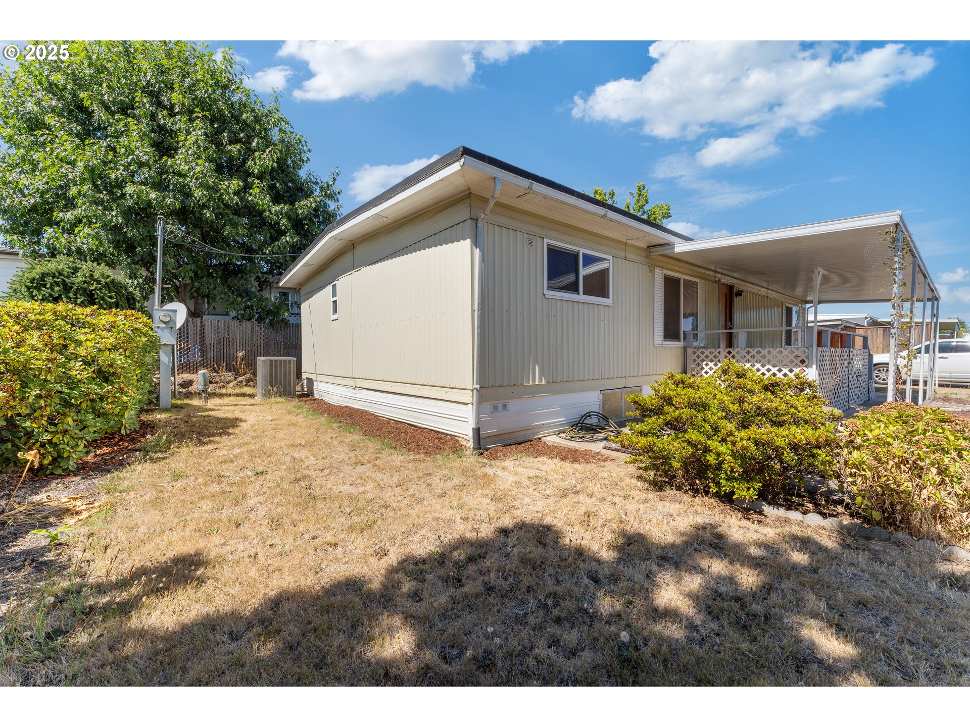 2681 Southeast River Road, Unit 8 Hillsboro, OR 97123 - Photo 28 of 29