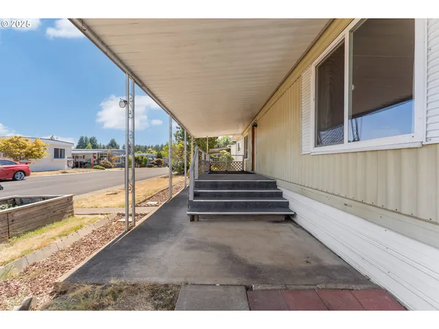 $69,999 | 2681 Southeast River Road, Unit 8, Hillsboro, OR 97123