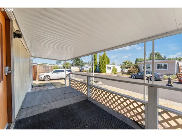 $69,999 | 2681 Southeast River Road, Unit 8, Hillsboro, OR 97123