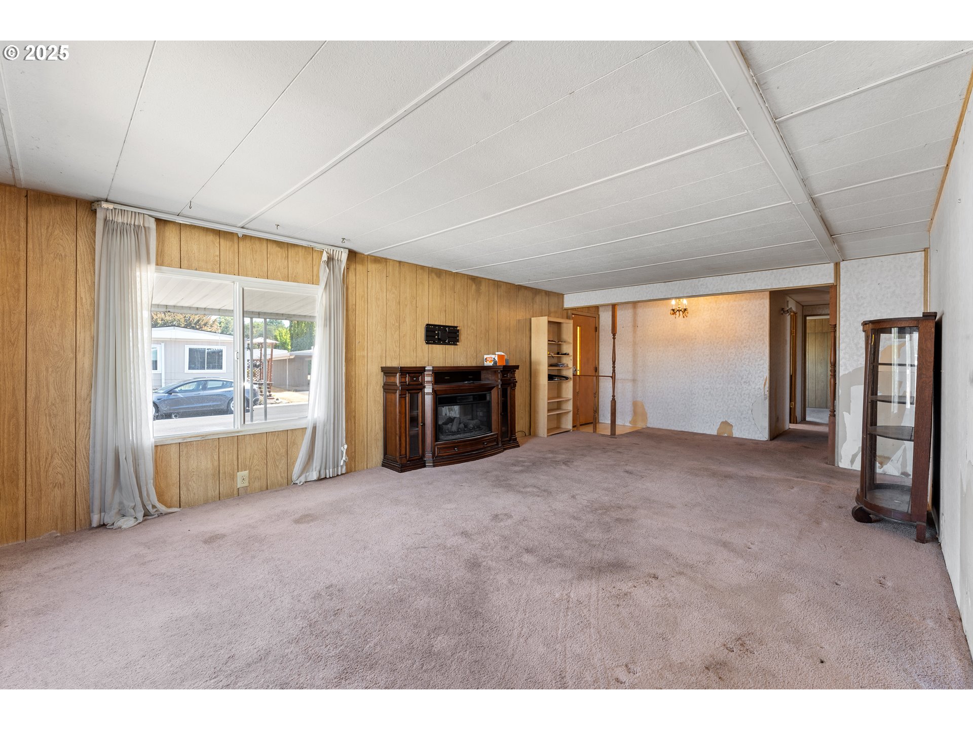 2681 Southeast River Road, Unit 8 Hillsboro, OR 97123 - Photo 7 of 29