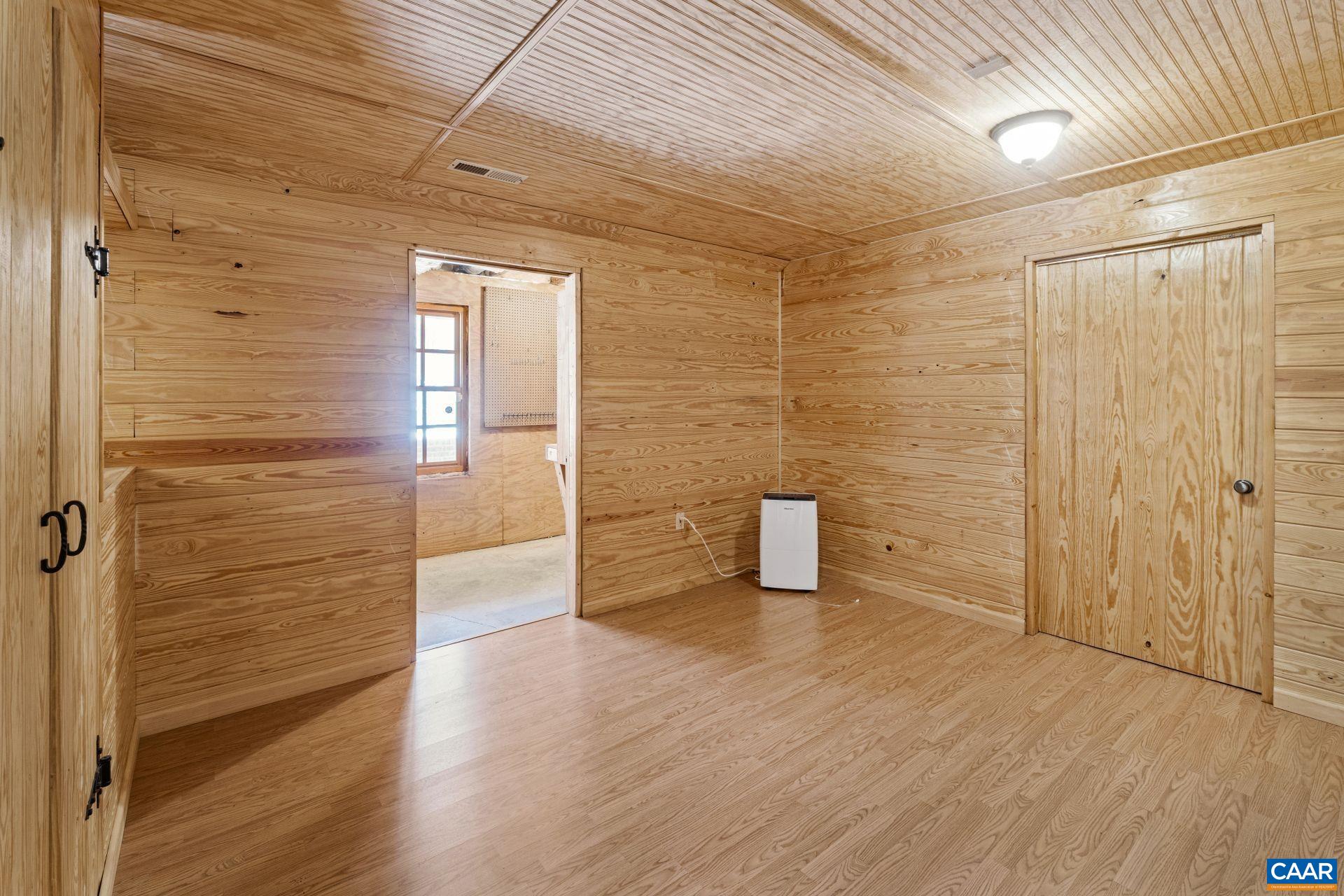 3383 Marsden Point Keswick, VA 22947 - Photo 30 of 46