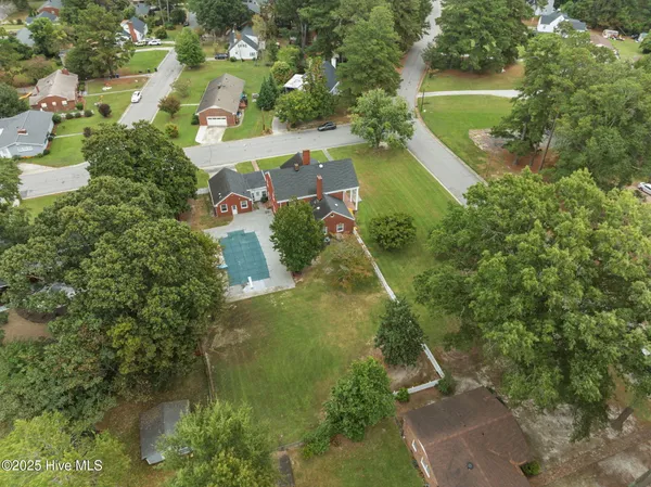 $475,000 | 800 South Howard Circle, Tarboro, NC 27886