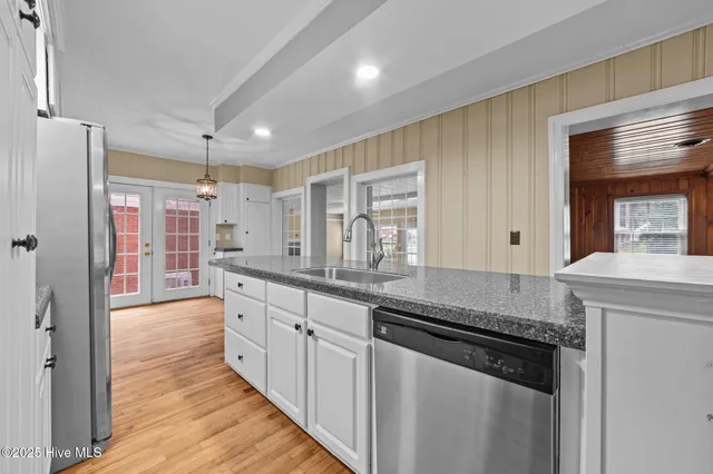 $520,000 | 800 South Howard Circle, Tarboro, NC 27886