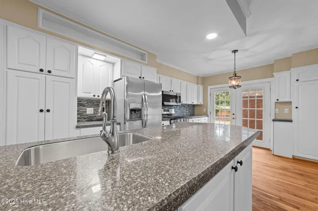 $520,000 | 800 South Howard Circle, Tarboro, NC 27886