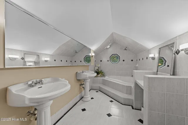 $520,000 | 800 South Howard Circle, Tarboro, NC 27886