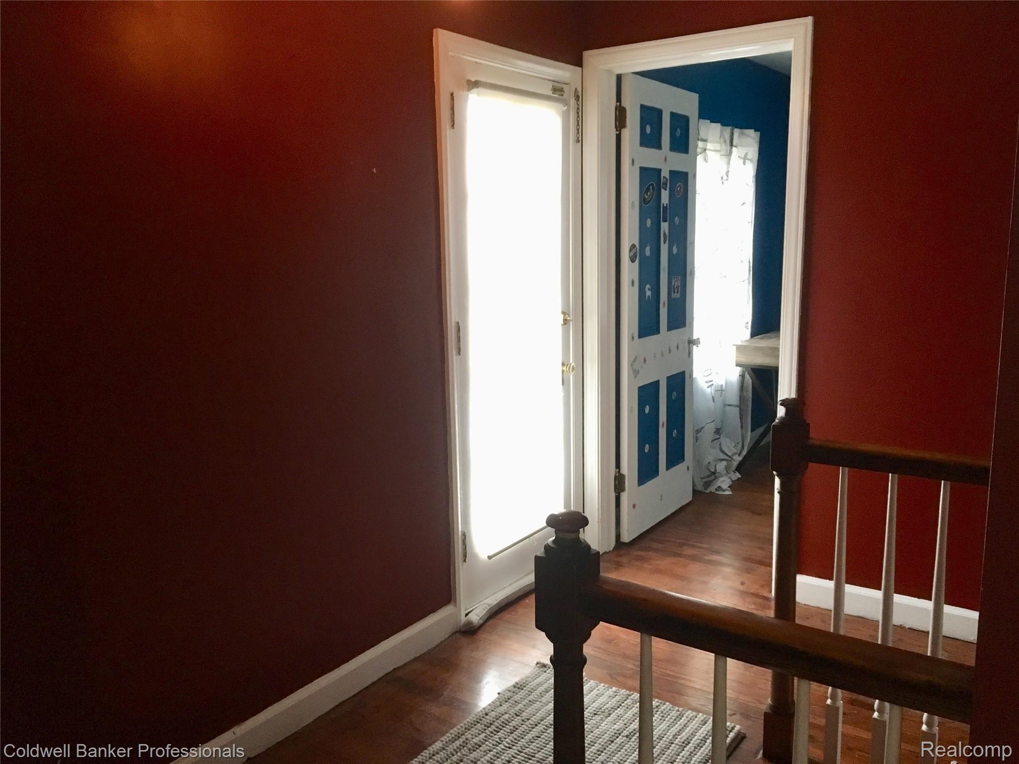 20145 Renfrew Road Detroit, MI 48221 - Photo 21 of 27 hall deck door.jpg