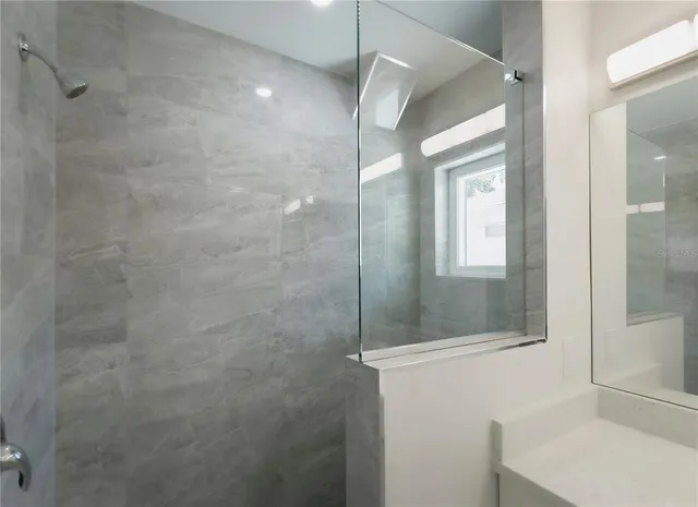 $3,100 | 310 Hibiscus Street, Unit A, Tarpon Springs, FL 34689