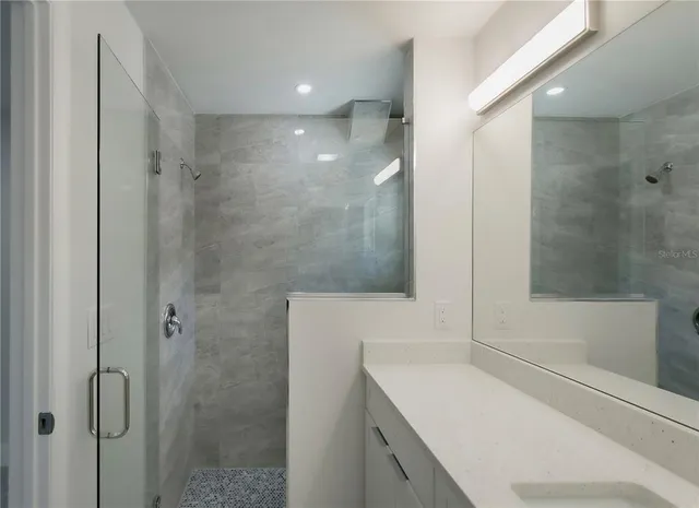 $3,100 | 310 Hibiscus Street, Unit A, Tarpon Springs, FL 34689