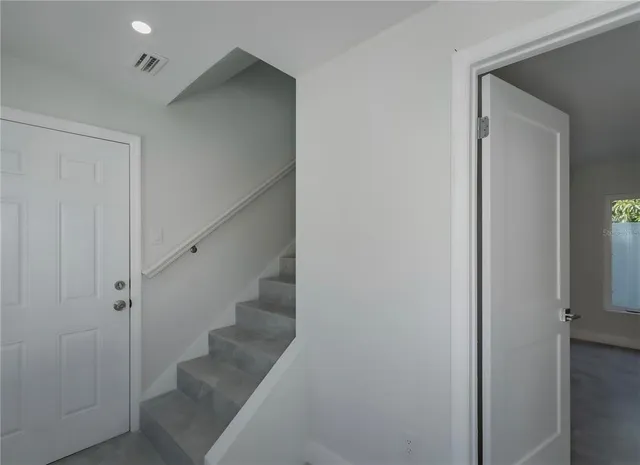 $3,100 | 310 Hibiscus Street, Unit A, Tarpon Springs, FL 34689