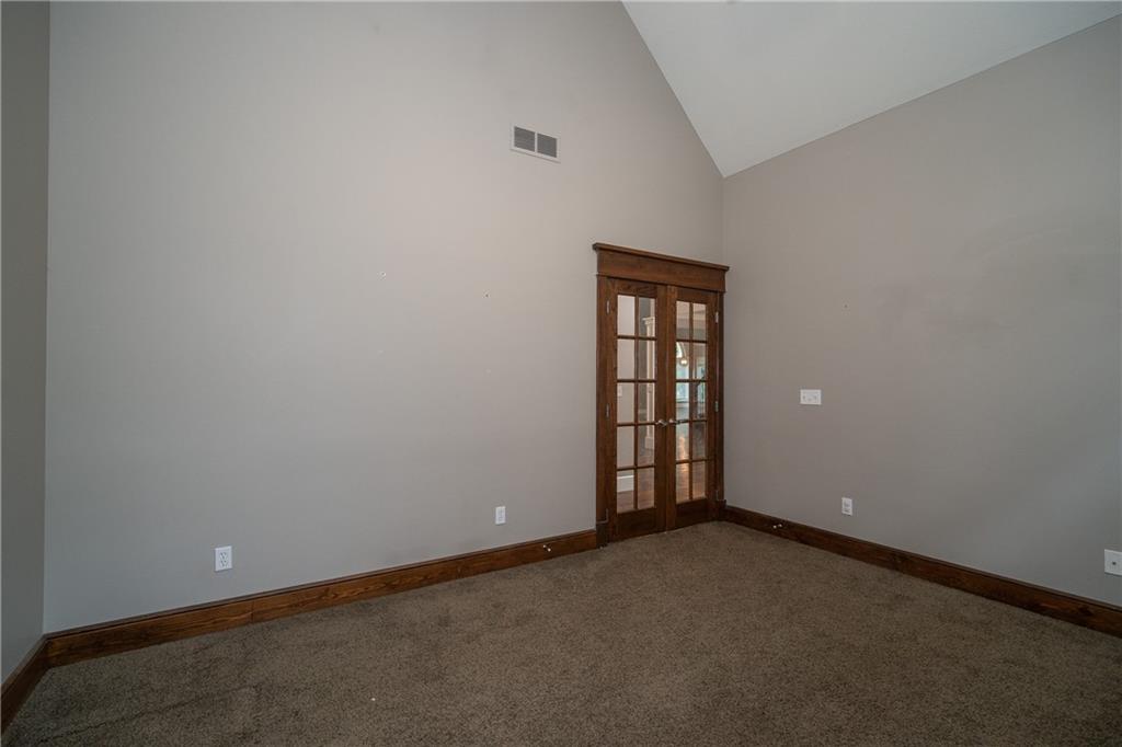 704 Folks Road Lawrence, KS 66049 - Photo 35 of 72