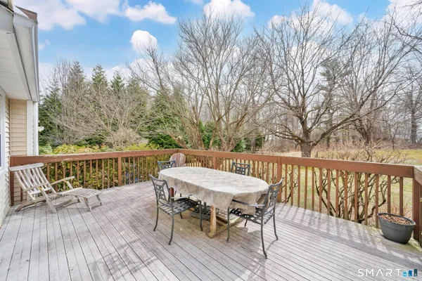 $799,000 | 20 Kitcher Court, Trumbull, CT 06611