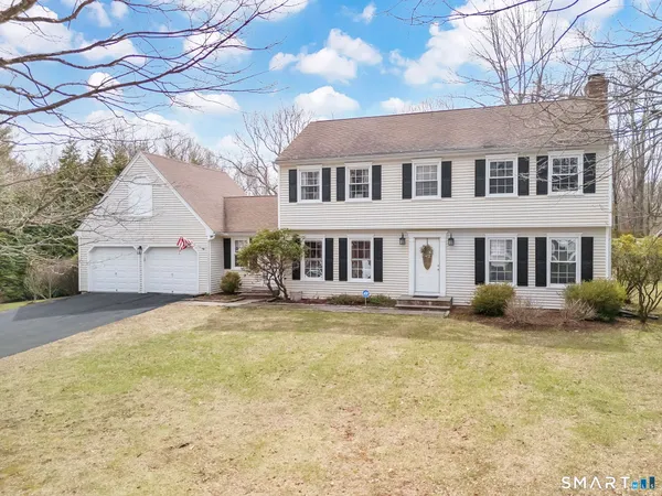 $799,000 | 20 Kitcher Court, Trumbull, CT 06611