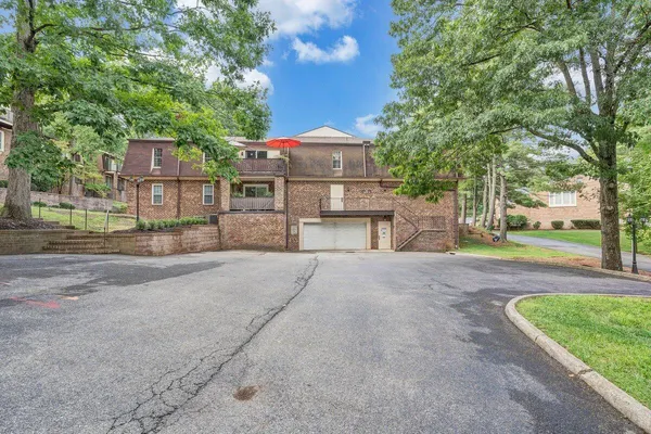 $226,950 | 3400 Kim Court, Unit A16, Roanoke, VA 24018