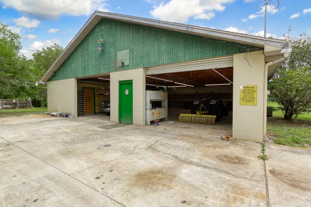 2005 Bennett Road St. Augustine, FL 32092 - Photo 81 of 95 a view of a car garage