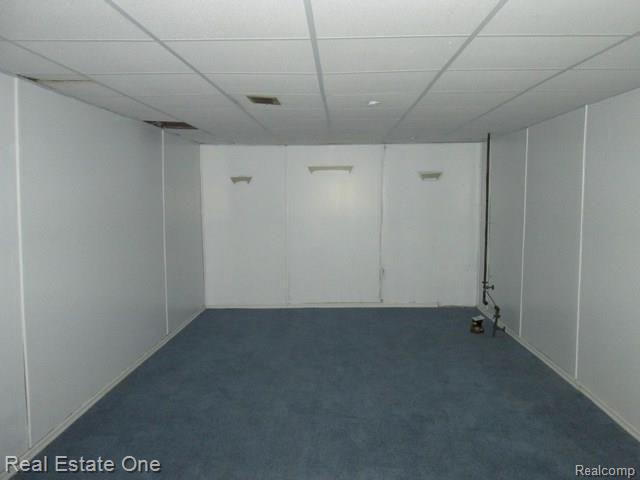29732 Fall River Road Southfield, MI 48076 - Photo 17 of 17