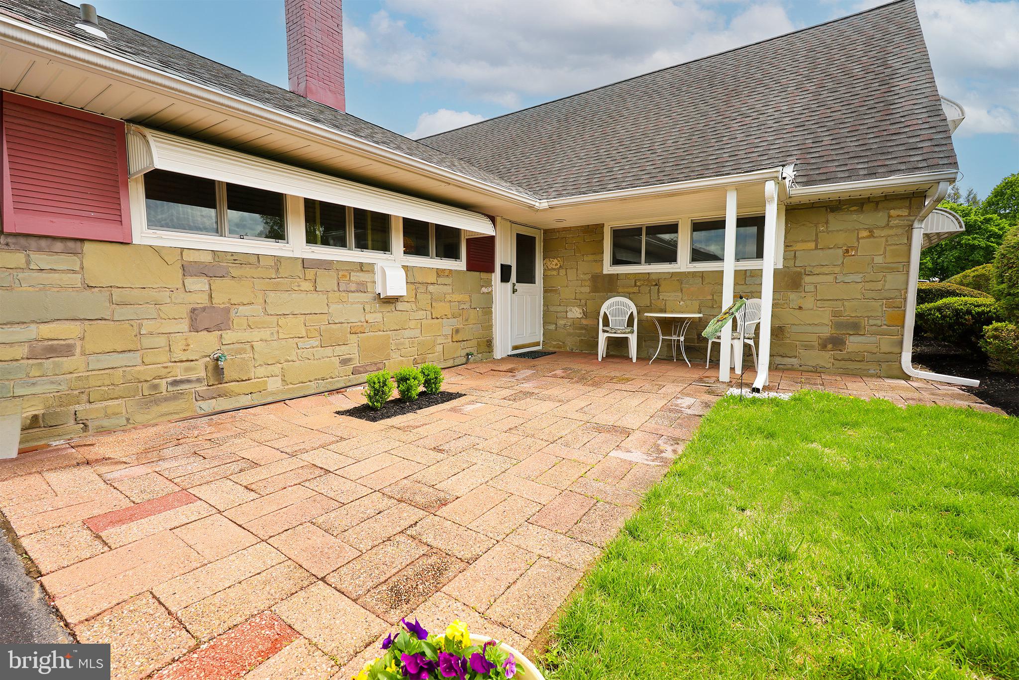 54 Red Berry Road Levittown, PA 19056 - Photo 6 of 31 Gallery Image 6