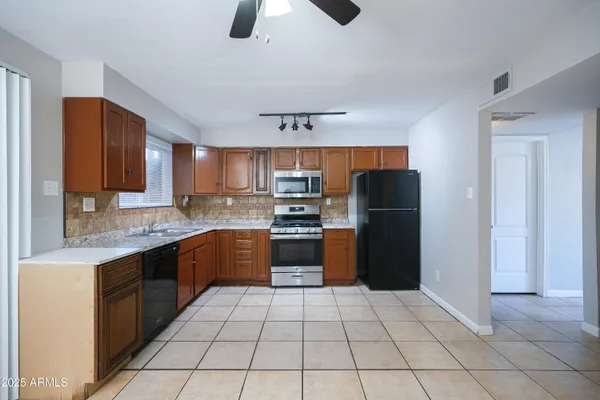 $850,000 | 2646 East Willetta Street, Phoenix, AZ 85008