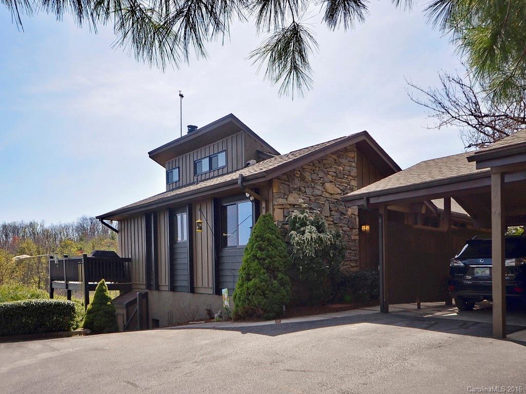 137 Country Ridge Road, Unit 11 Hendersonville, NC 28739 - Photo 1 of 24
