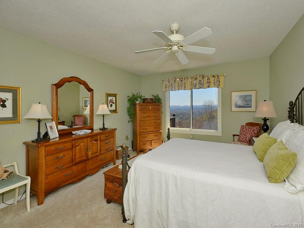 137 Country Ridge Road, Unit 11 Hendersonville, NC 28739 - Photo 14 of 24