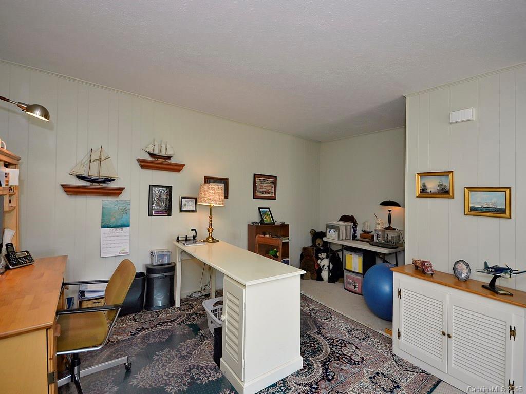 137 Country Ridge Road, Unit 11 Hendersonville, NC 28739 - Photo 21 of 24