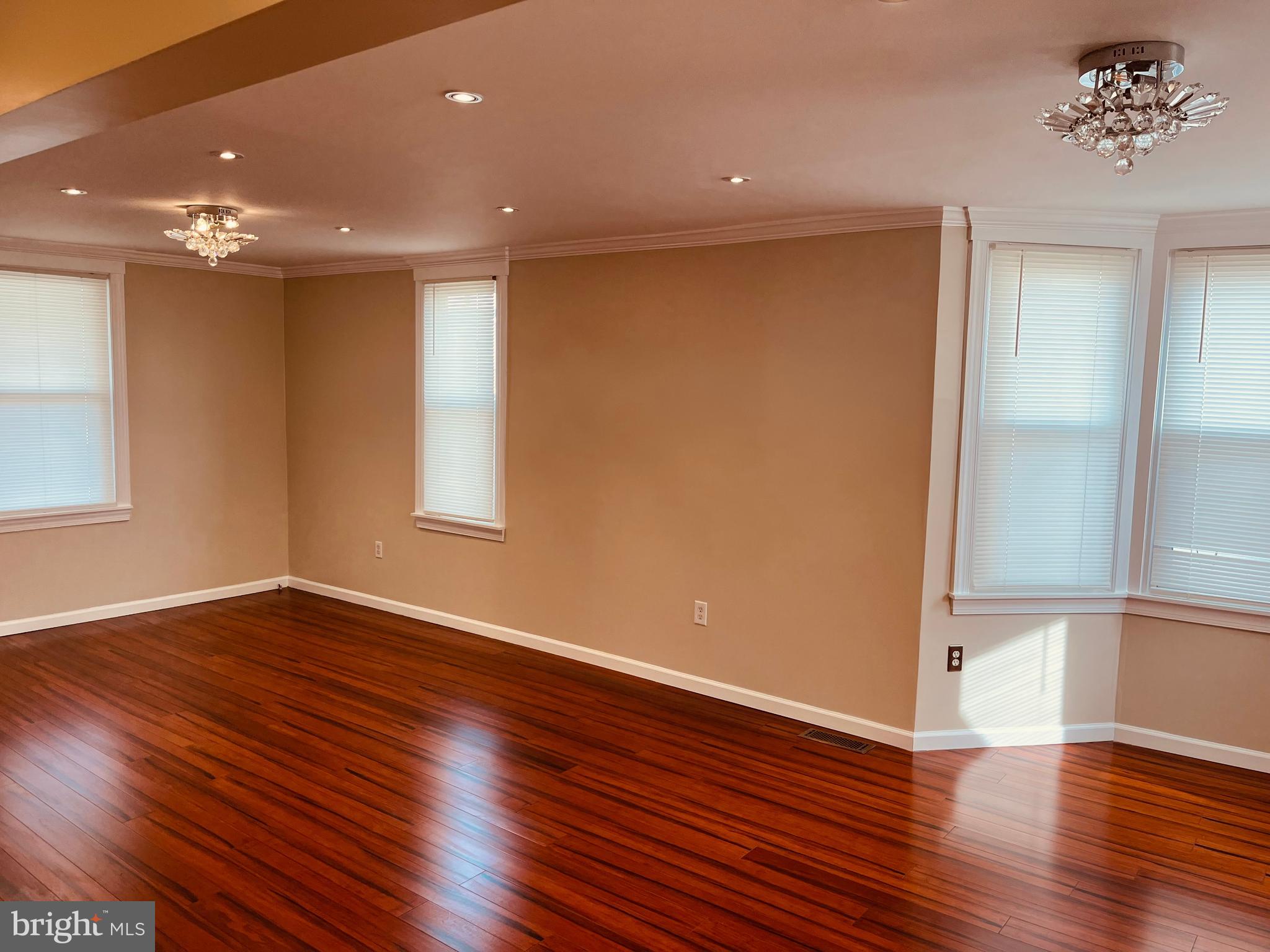 116 East Columbia Road Enola, PA 17025 - Photo 7 of 38 Living Room/Dining Combo