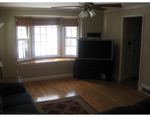 41 Mayflower Road Springfield, MA 01118 - Photo 20 of 23