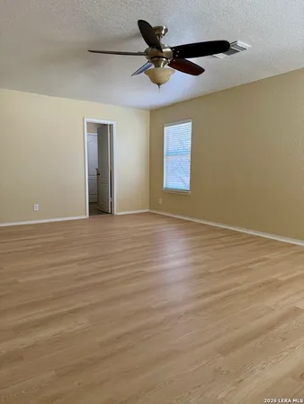 $2,000 | 14803 Academy Oak, San Antonio, TX 78247