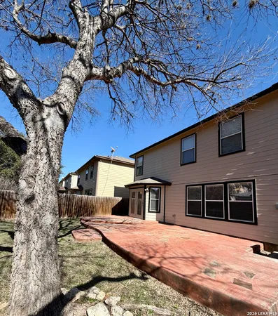 $2,000 | 14803 Academy Oak, San Antonio, TX 78247