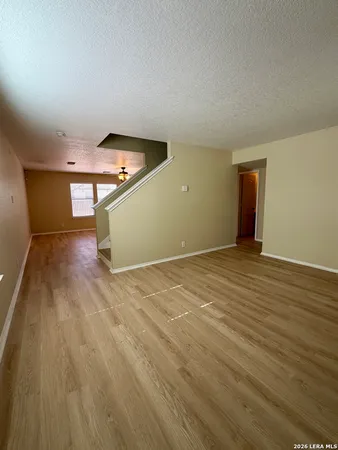$2,000 | 14803 Academy Oak, San Antonio, TX 78247
