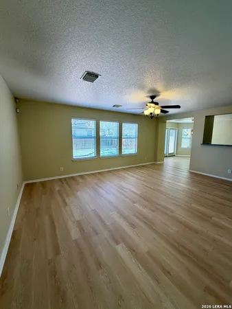 $2,000 | 14803 Academy Oak, San Antonio, TX 78247