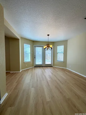$2,000 | 14803 Academy Oak, San Antonio, TX 78247