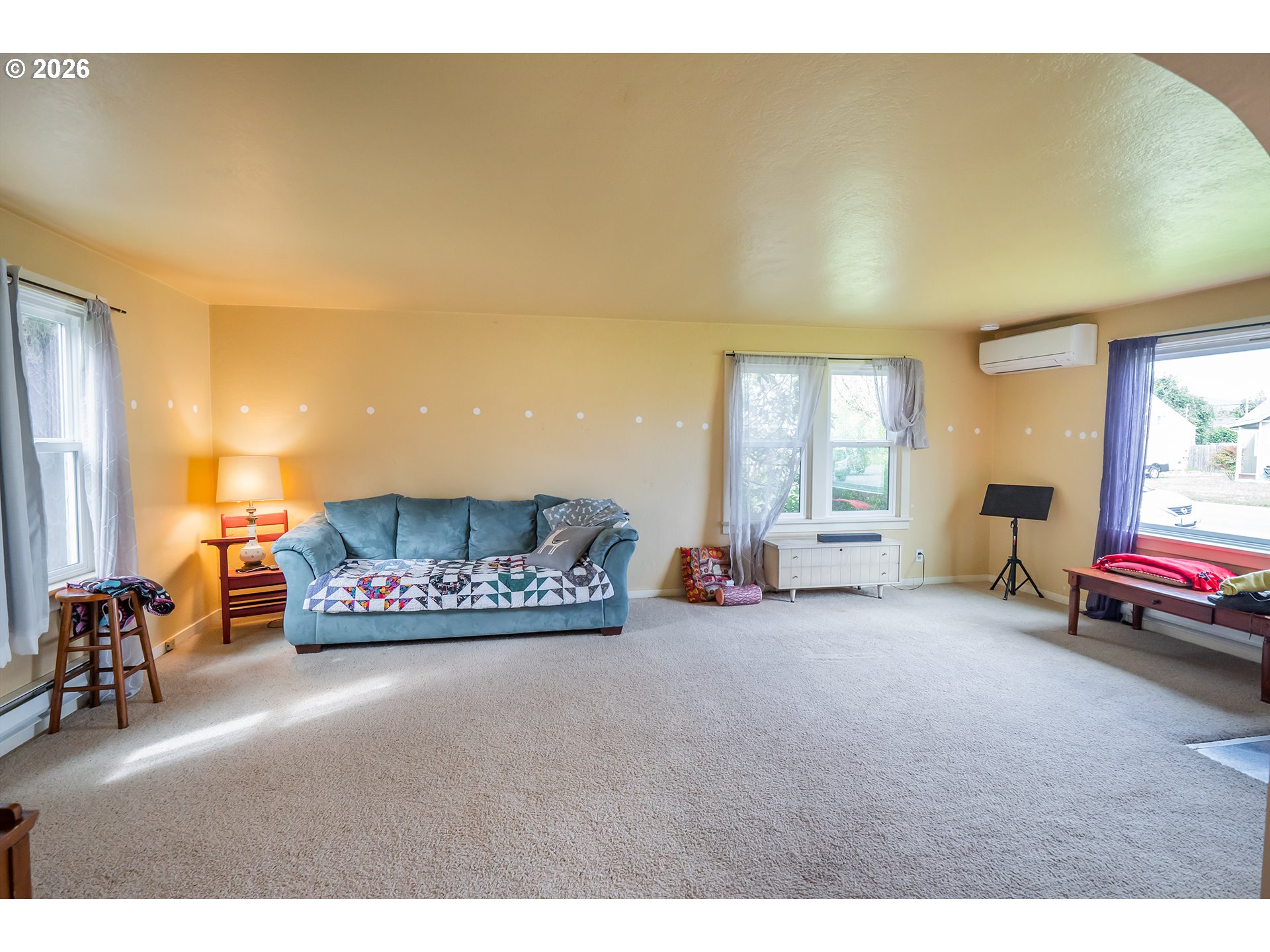 300 21st Street Springfield, OR 97477 - Photo 2 of 37