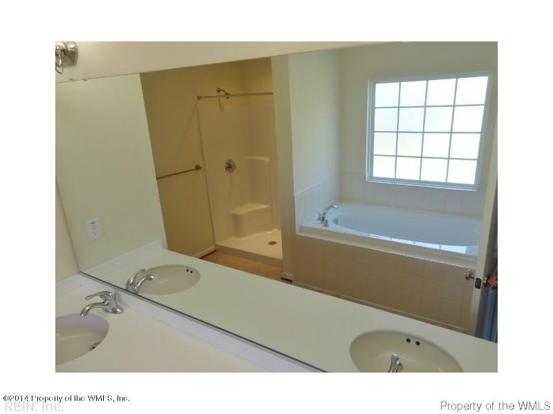 106 Paths Ridge Court Yorktown, VA 23690 - Photo 8 of 9 Gallery Image 8