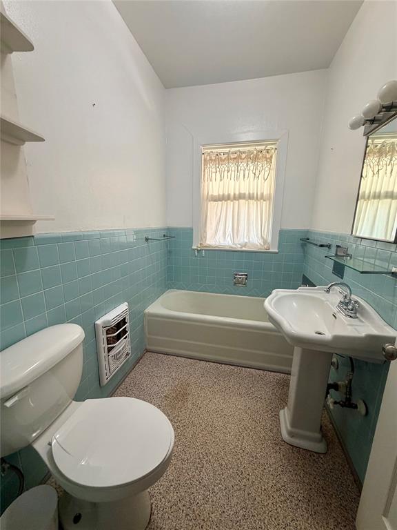 908 Cain Street Quanah, TX 79252 - Photo 8 of 15