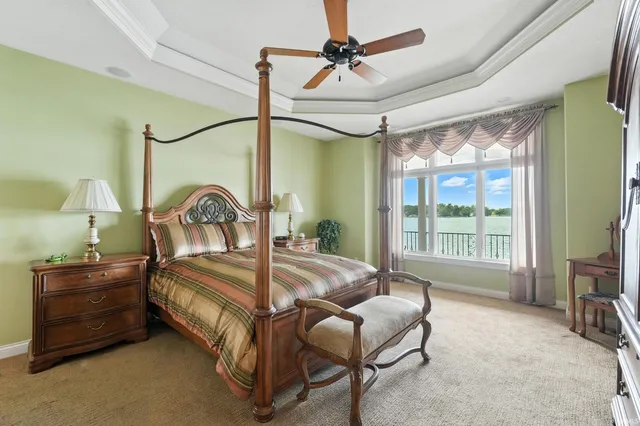 $995,000 | 4800 South 930 East, Wolcottville, IN 46795