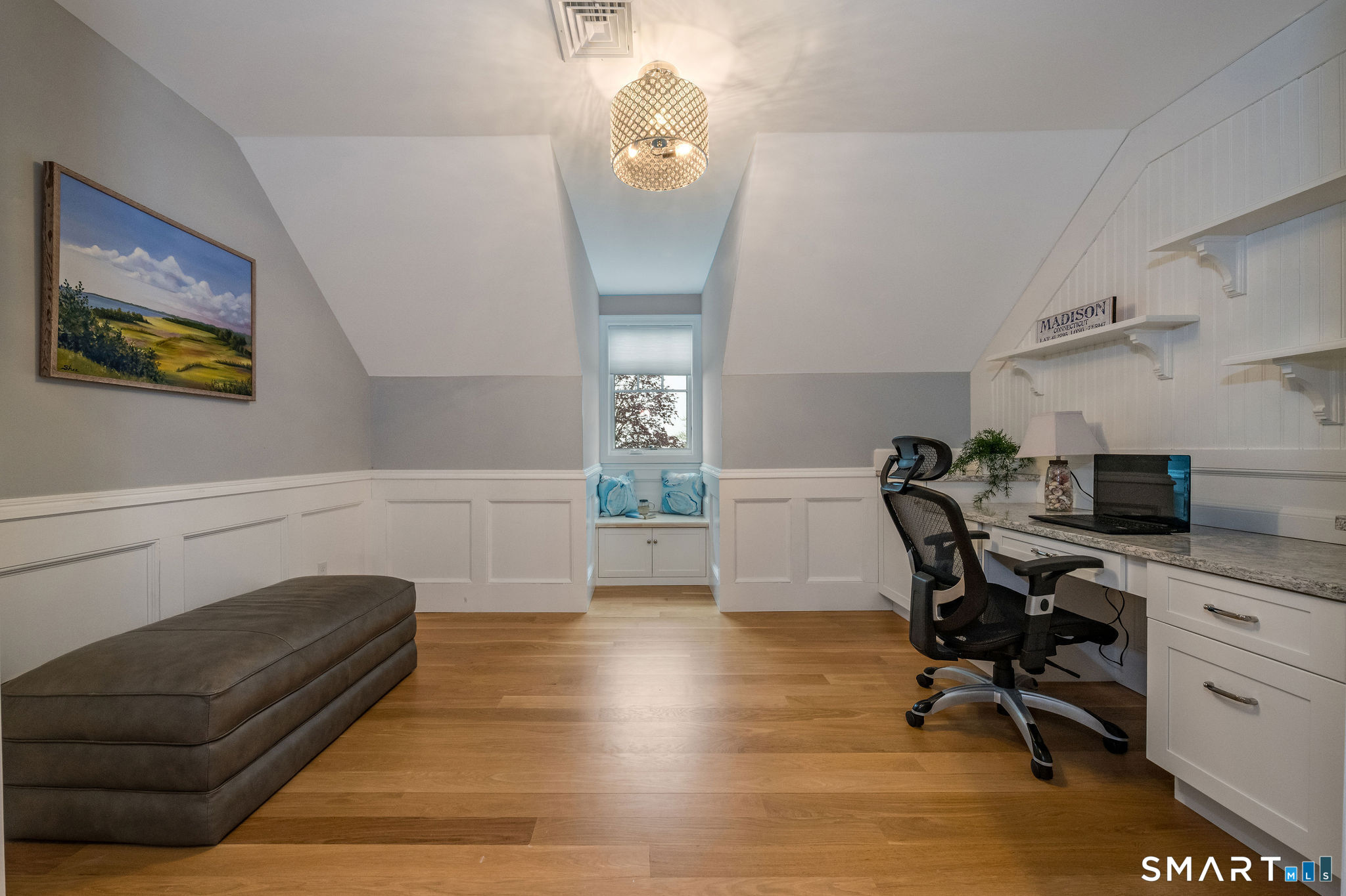 81 A Middle Beach Road Madison, CT 06443 - Photo 25 of 39 Second floor office