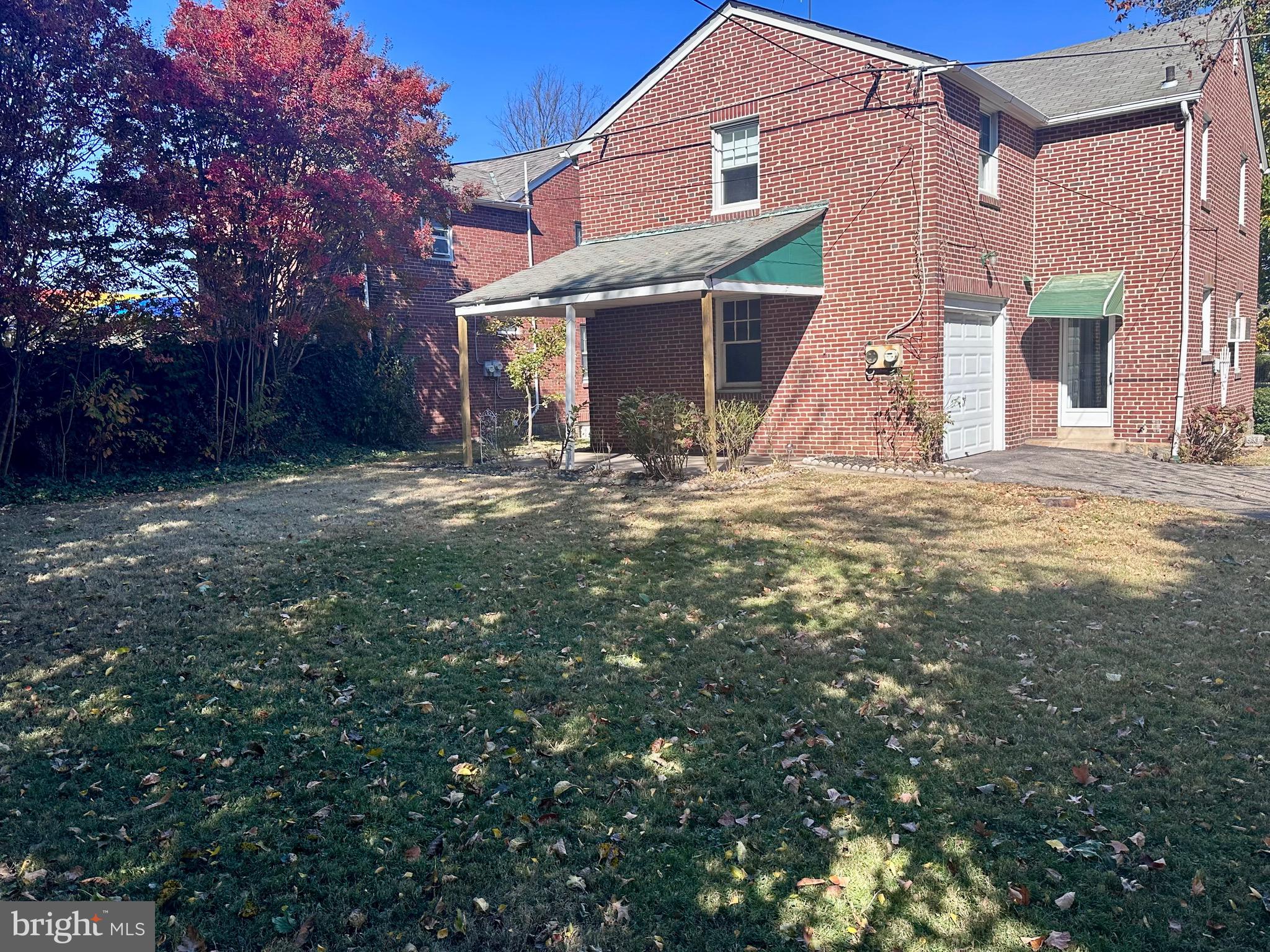 908 Rhawn Street Philadelphia, PA 19111 - Photo 8 of 14 Rear