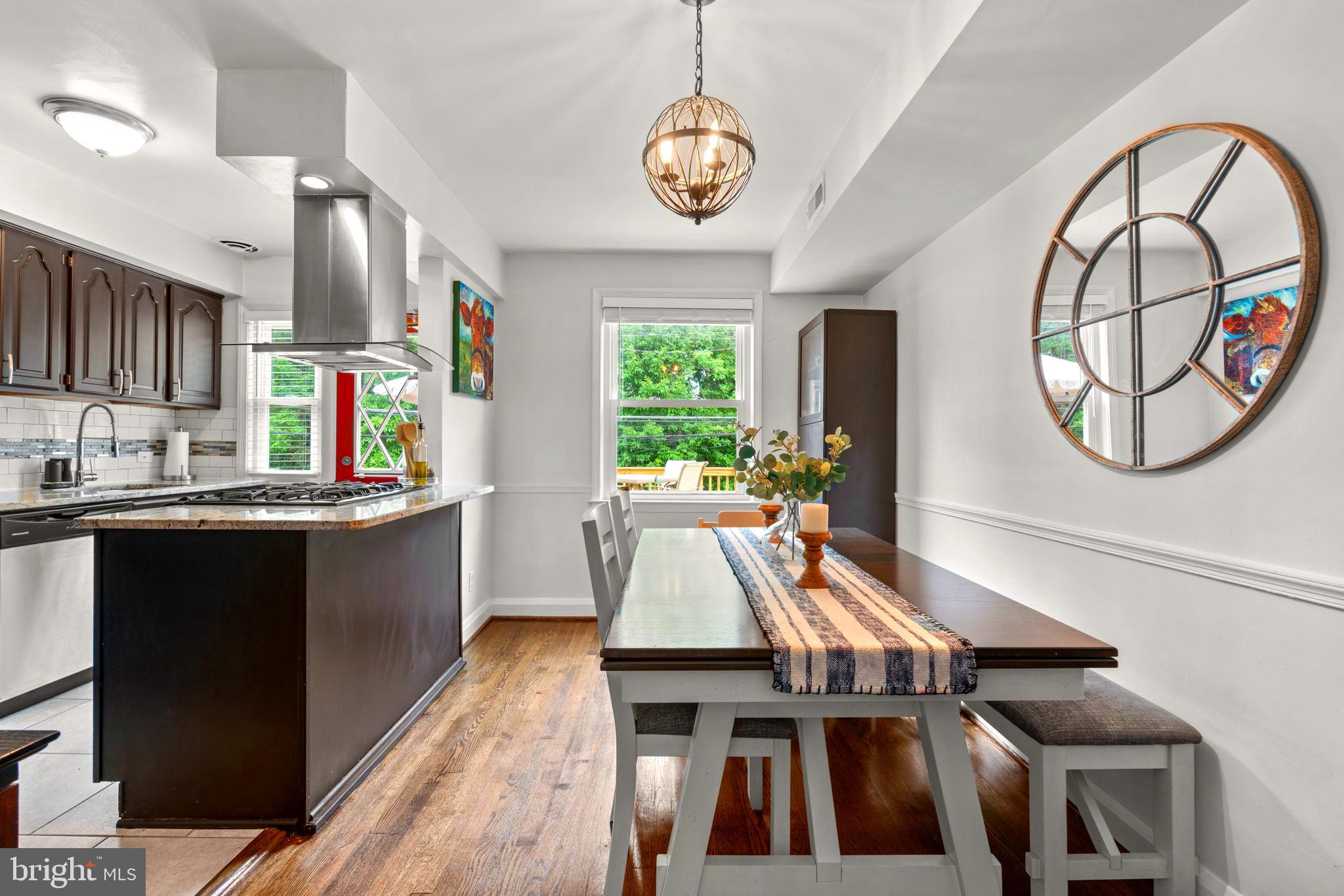 1126 Elm Road Baltimore, MD 21227 - Photo 10 of 30 Dining area accommodates a large table